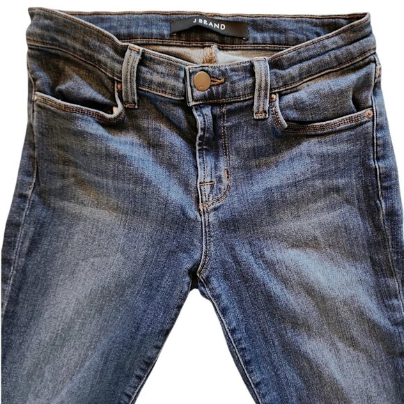 LAST CHANCE! J Brand Skinny faded  Jeans - Picture 4 of 4